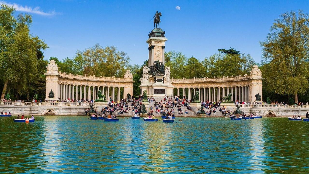 Apartamento Retiro II En Madrid Capital Luaran gambar